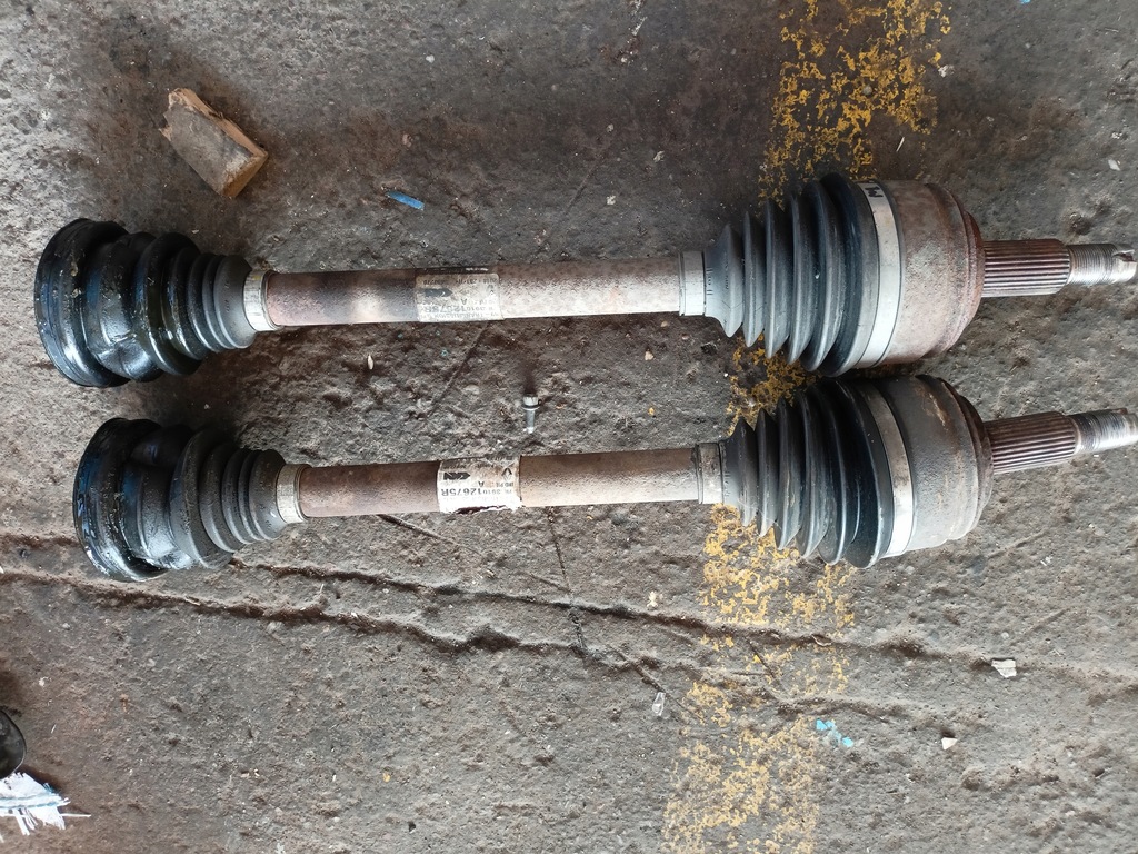 фото №1, Renault master iii movano привідний вал ліва 391012675r