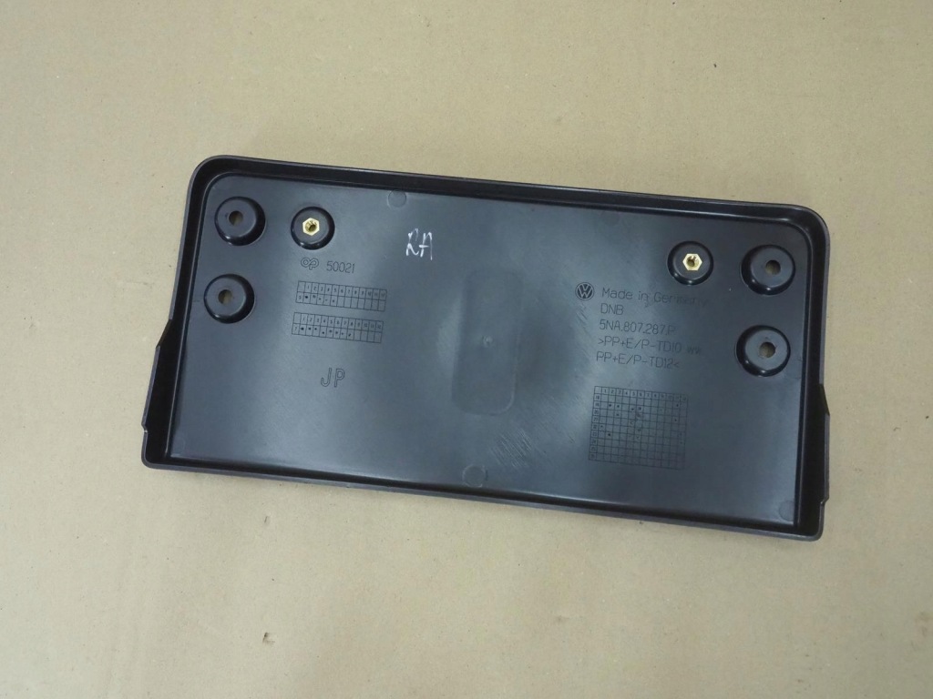 фото №16, Vw tiguan подкладка pod номерной знак регистрационная перед 5na807287p