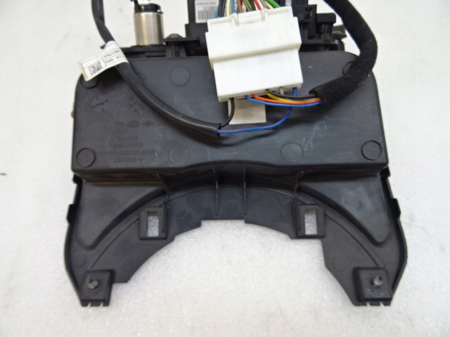 фото №6, Kia sportage iii бардачок полка разъём usb aux 12v 84631-3u010