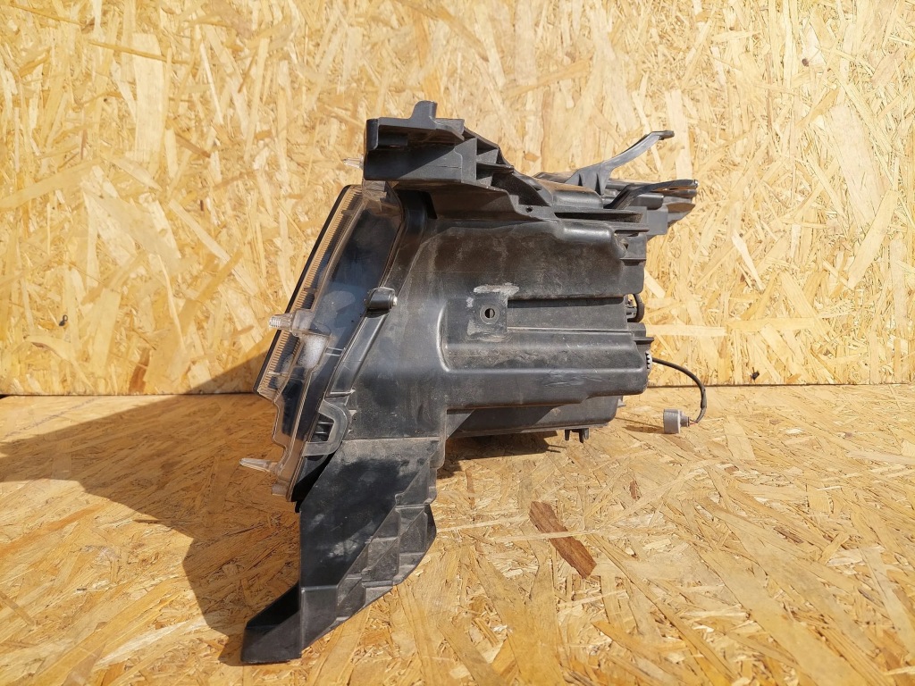 фото №8, Toyota land cruiser j150 2019 лампы передние