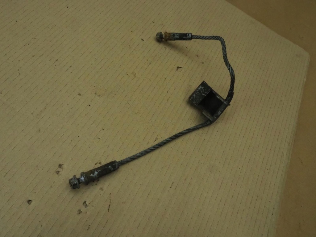 Porsche boxster 986 987 трос подрамник балка задний  98633118101 Оригинал