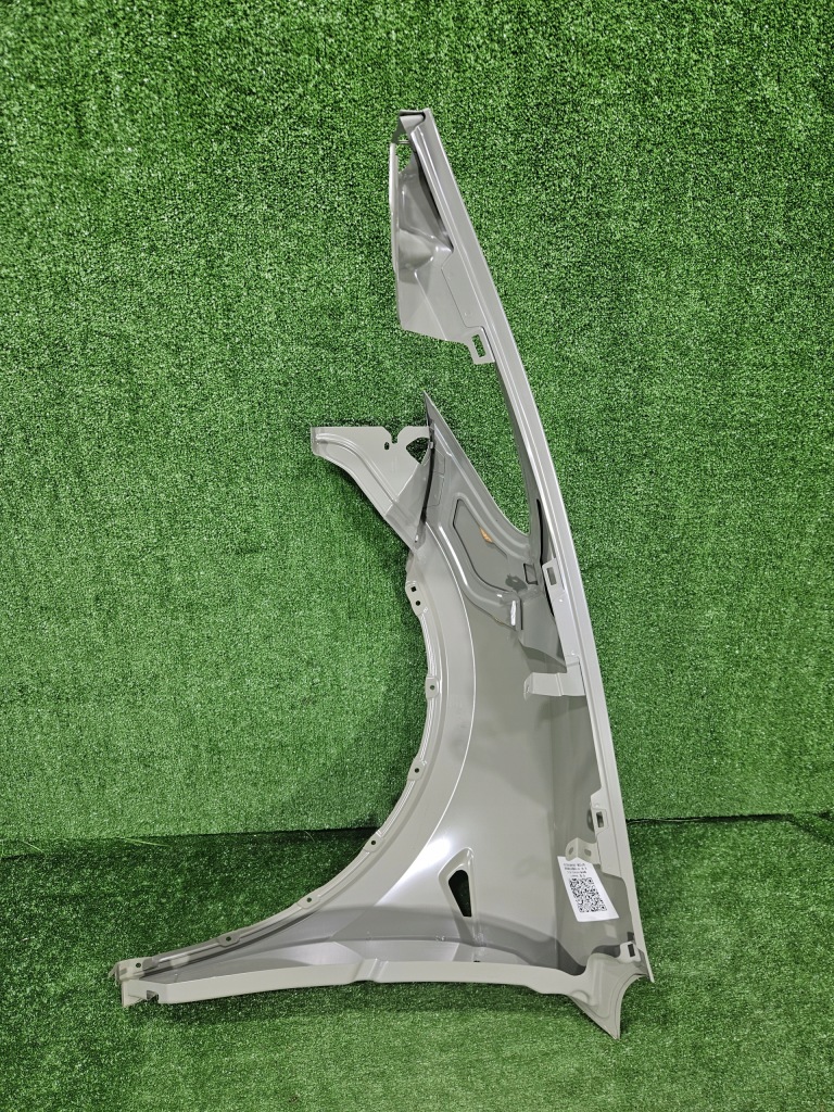 Tesla y model y крыло передний правый новый оригинал Оригинал