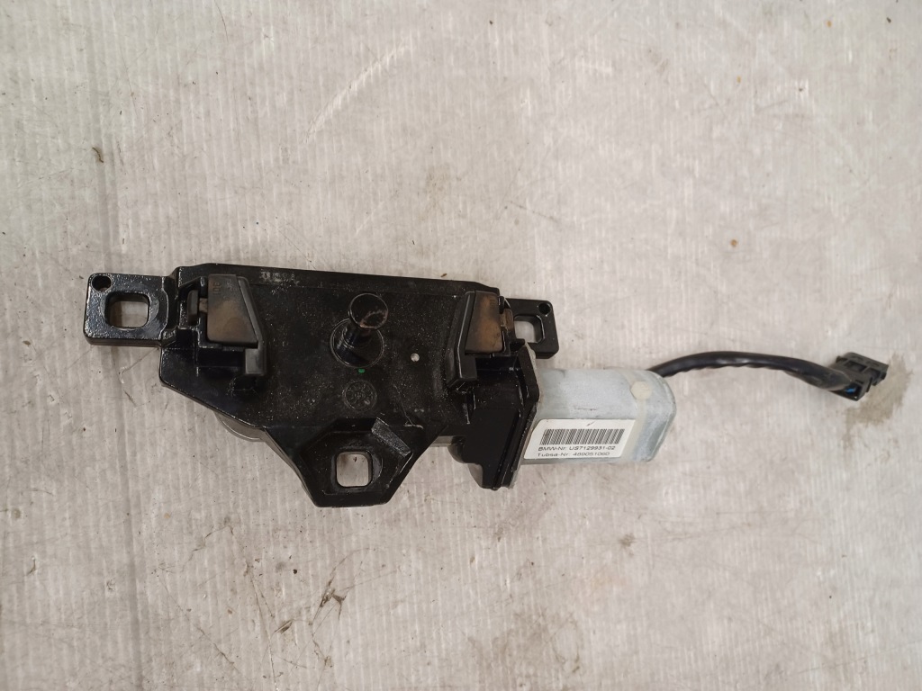 фото №1, Bmw x6 e71 доводчик замок кришки багажника 7129931