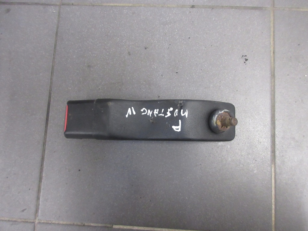 Купить Клипса поперечина перед правая mustang iv gt 93-99