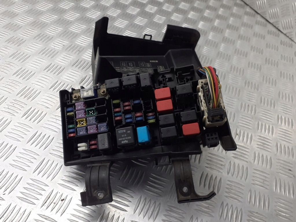 фото №1, Коробка предохранителей mazda 6 1.8