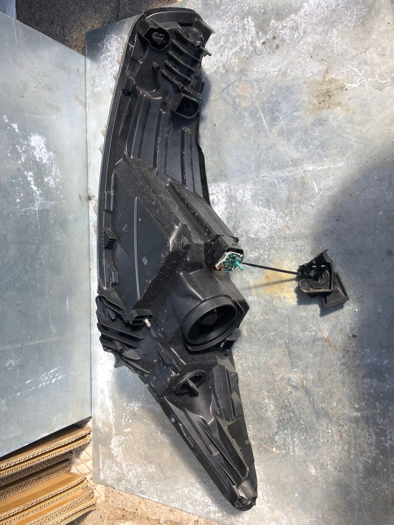 фото №6, Лампа правий перед europa zoe 260109891r