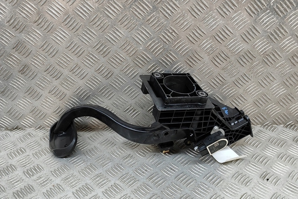 фото №6, Bmw 2 active tourer f45 педаль гальма 6856596 2019 lhd 27135520