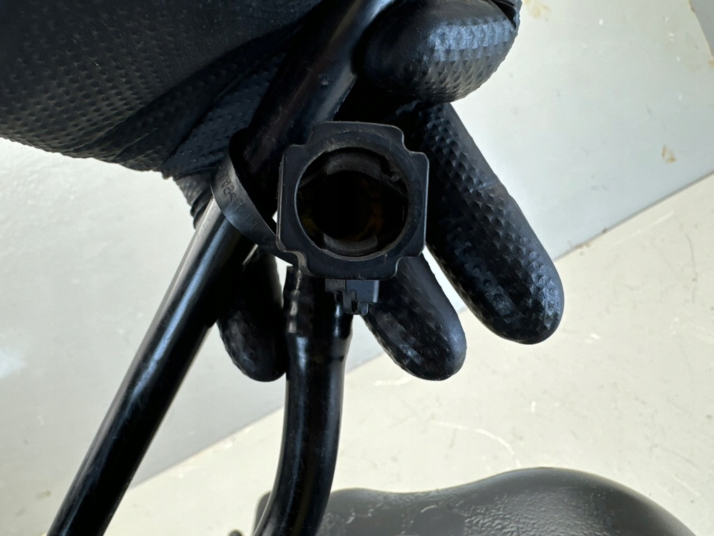 фото №9, Hyundai h350 14r- бак топлива насос топлива 31150-59100