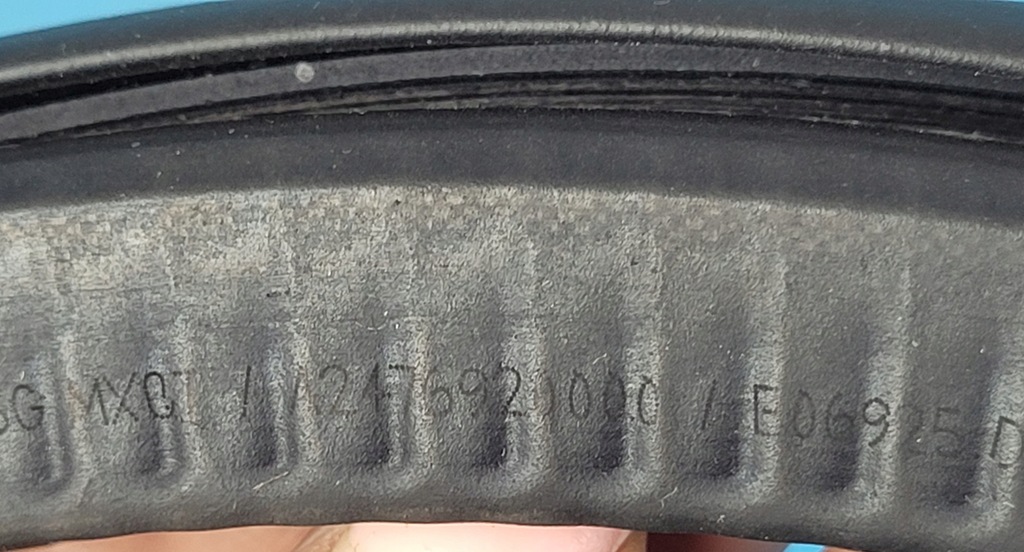 фото №14, Mercedes x247 glb 200 23r прокладка двері лівий задня a2476920000