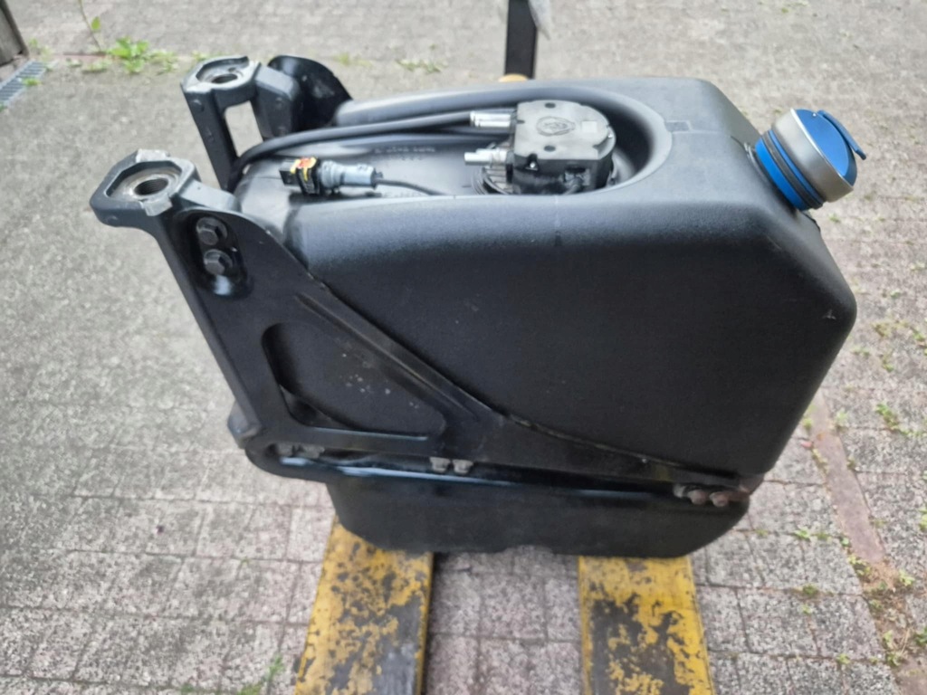 фото №1, Бак adblue scania r euro 6 2244863-kompletny