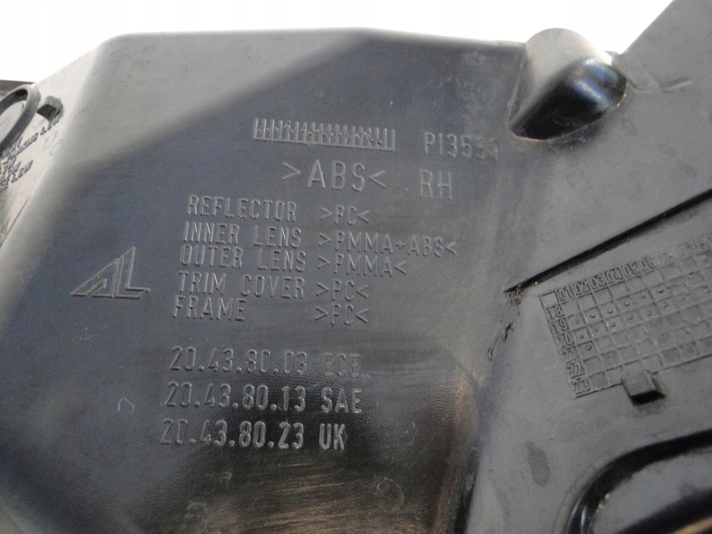 фото №13, Mercedes e klasa 213 w213 lift лампа задняя правая