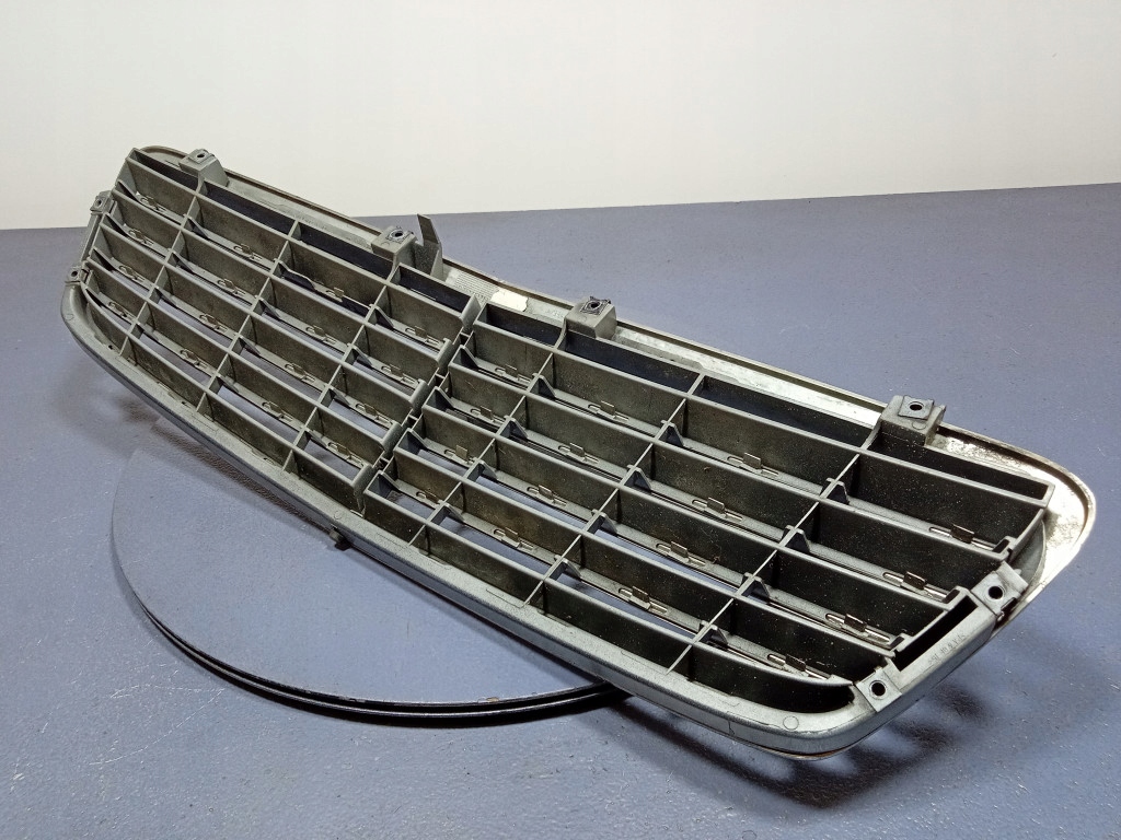 фото №7, Mercedes c klasa w203 решётка радиатора решётка радиатора a2038800183