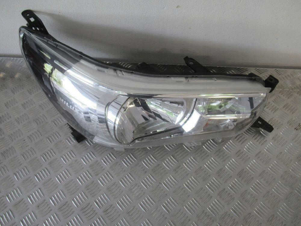 фото №8, Лампа передняя перед правая toyota hilux 8 viii 2015-2018