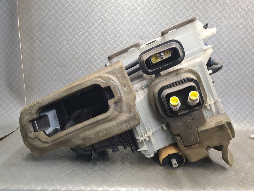 Kombajn обігрівач повітродувка vectra c європа 13191338 Недорого