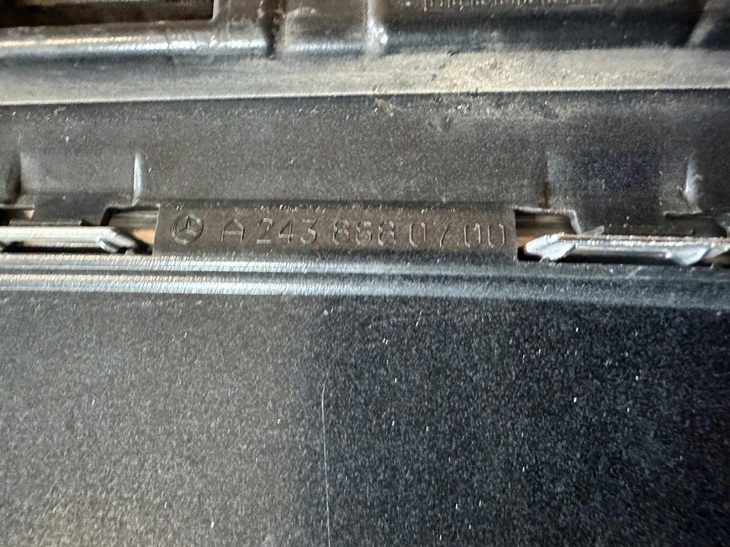 фото №8, Mercedes eqa 243 решётка радиатора решётка радиатора бампера оригинальная