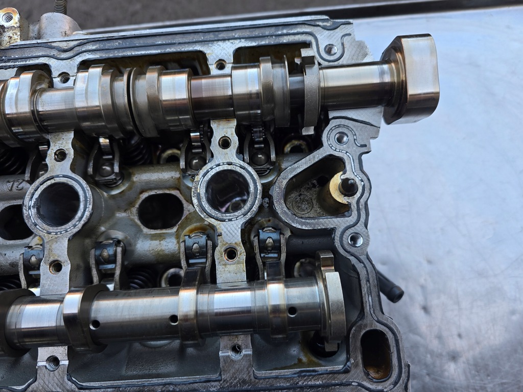 фото №6, Головка вали cjx 2.0 tsi audi s3 8v golf 06k403ag комплектна ładna