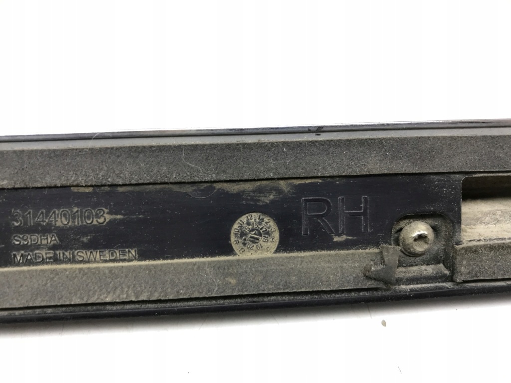 фото №13, Volvo v90 ii молдинг na задні праве двері 31440103 31672265