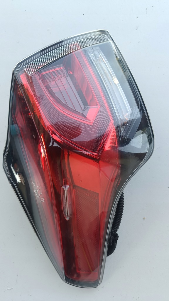 фото №1, Toyota rav4 iv 4 lift 15-19 лампа задняя задняя левая