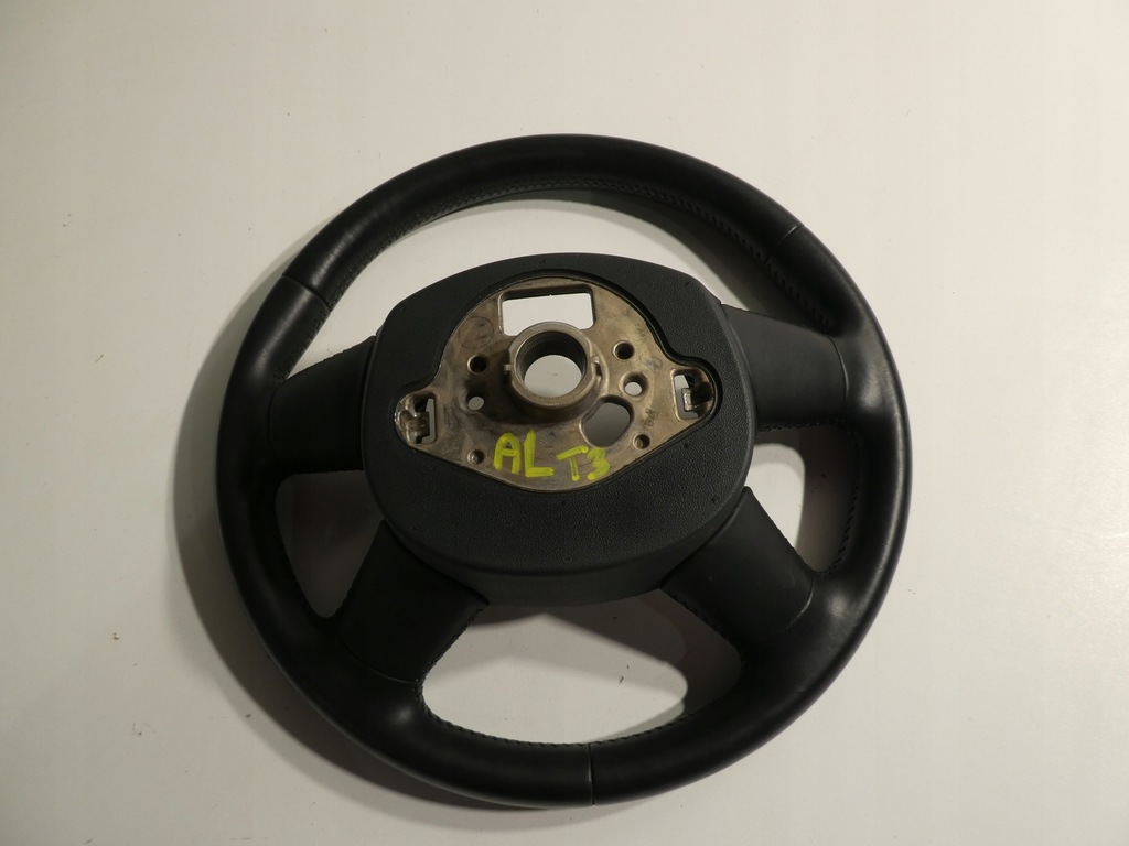 фото №5, Audi q3 8u0 воздуховод кожа мультифункция