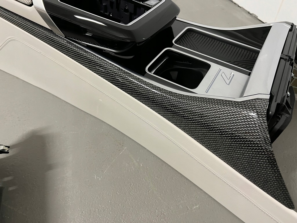 фото №6, Bmw g70 seria 7 декоры карбон dekor nowe kompet 7883381 карбон bmw