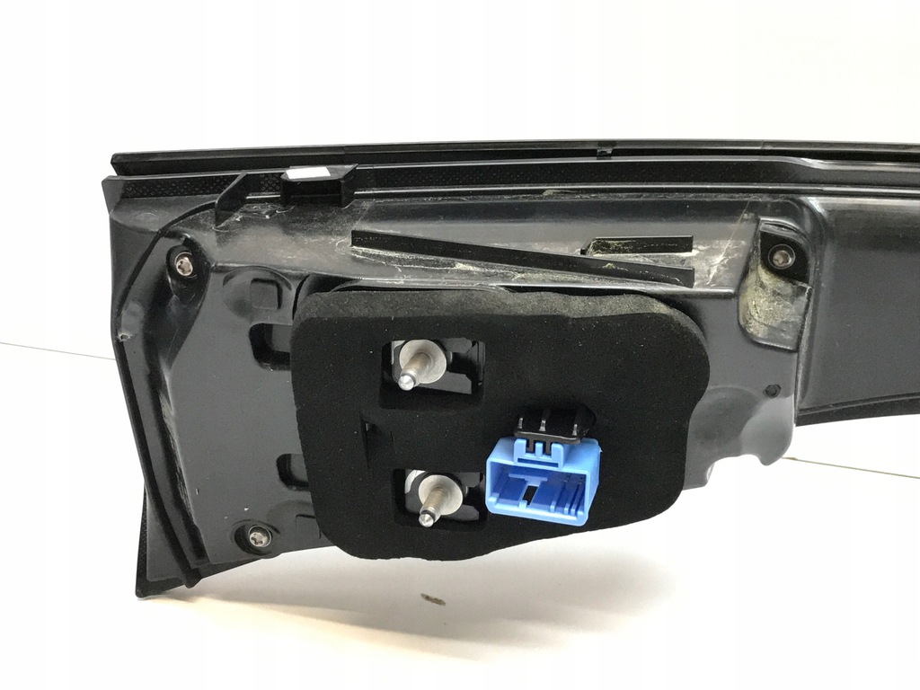 фото №12, Vw id4 id.4 накладка крышки багажника задняя 11a945307b