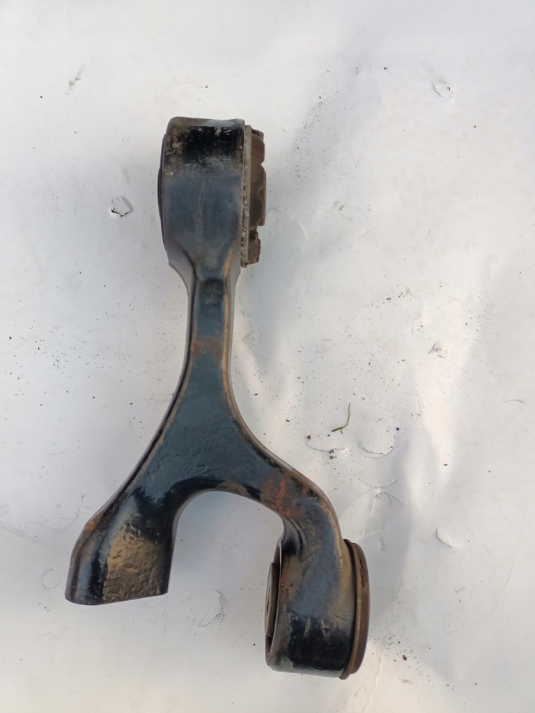 фото №4, Кронштейн тяга кабины перед scania s r подвеска контактная группа замка зажигания