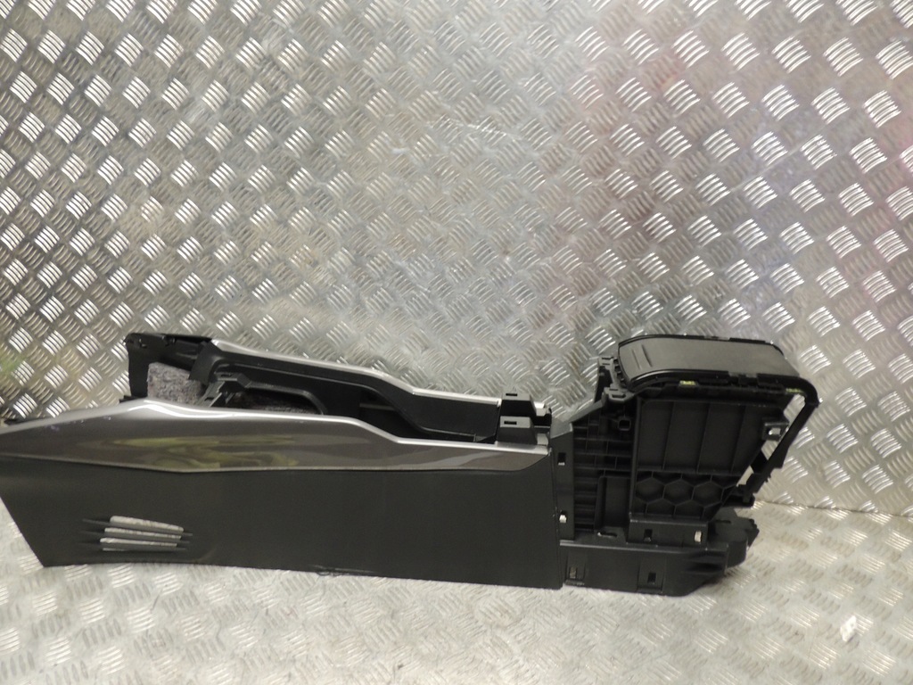 фото №8, Peugeot 2008 i lift тунель середній