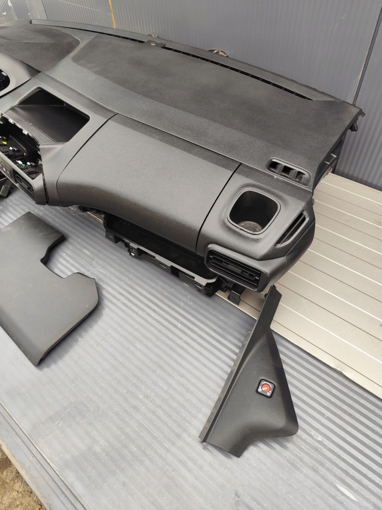 Peugeot partner iv berlingo rifter combo панель Оригинал