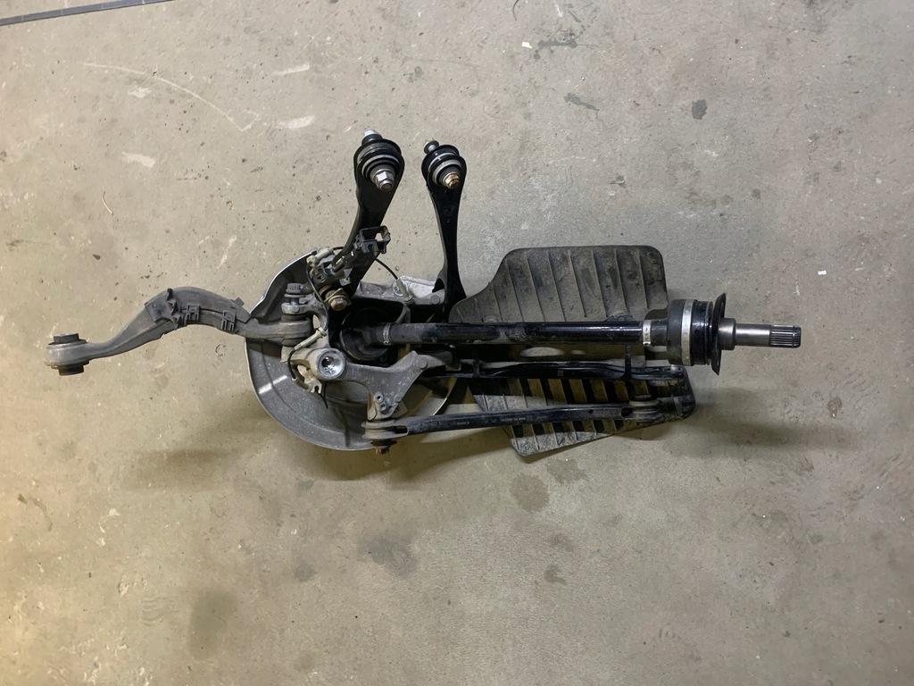 фото №1, Bmw g11 g12 730i привідний вал ліва лівий задня 8639459