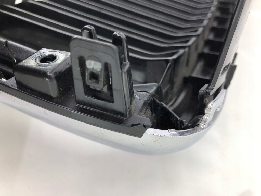 фото №13, Volvo xc40 решітка радіатора решітка радіатора бампера перед 32365355 31479417