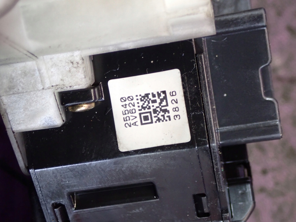 фото №10, Nissan almera n16 hb 5d перемикач комбінований світла 25540av620