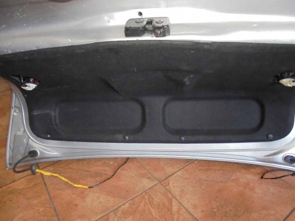фото №1, Обивка крышки багажника cordoba i lift 02' sedan