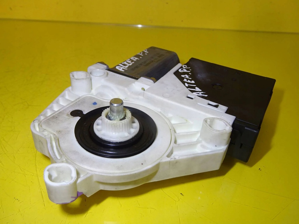 фото №7, Моторчик стекло правый перед seat altea xl 1k0959793c / 5p0837402 nr101