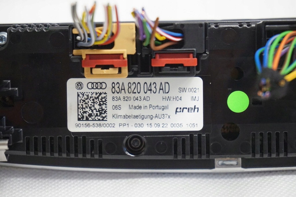 фото №9, Панель кондиционера audi q3 ii f3 83a820043ad 83a820043