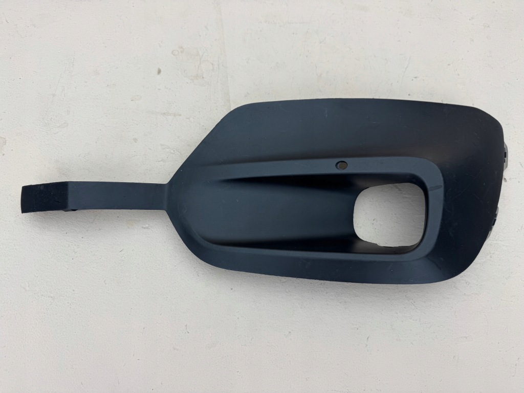 фото №1, Opel combo e 18r- решётка решётка радиатора бампера правый перед 9816778680