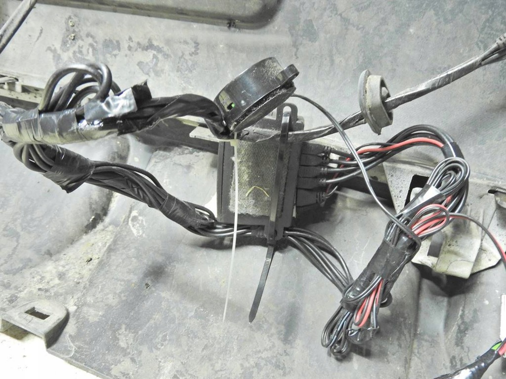 фото №13, Citroen ds3 09-14 ewp бампер задняя pdc