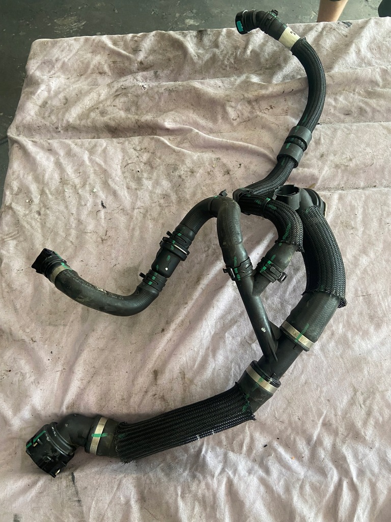 фото №1, Шланг wody evoque ii l551 p300e l8d2-8260-ba