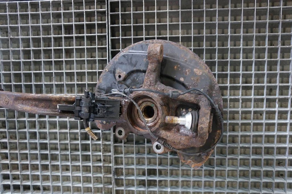 фото №5, Поворотный кулак левый перед передняя mercedes gl x164