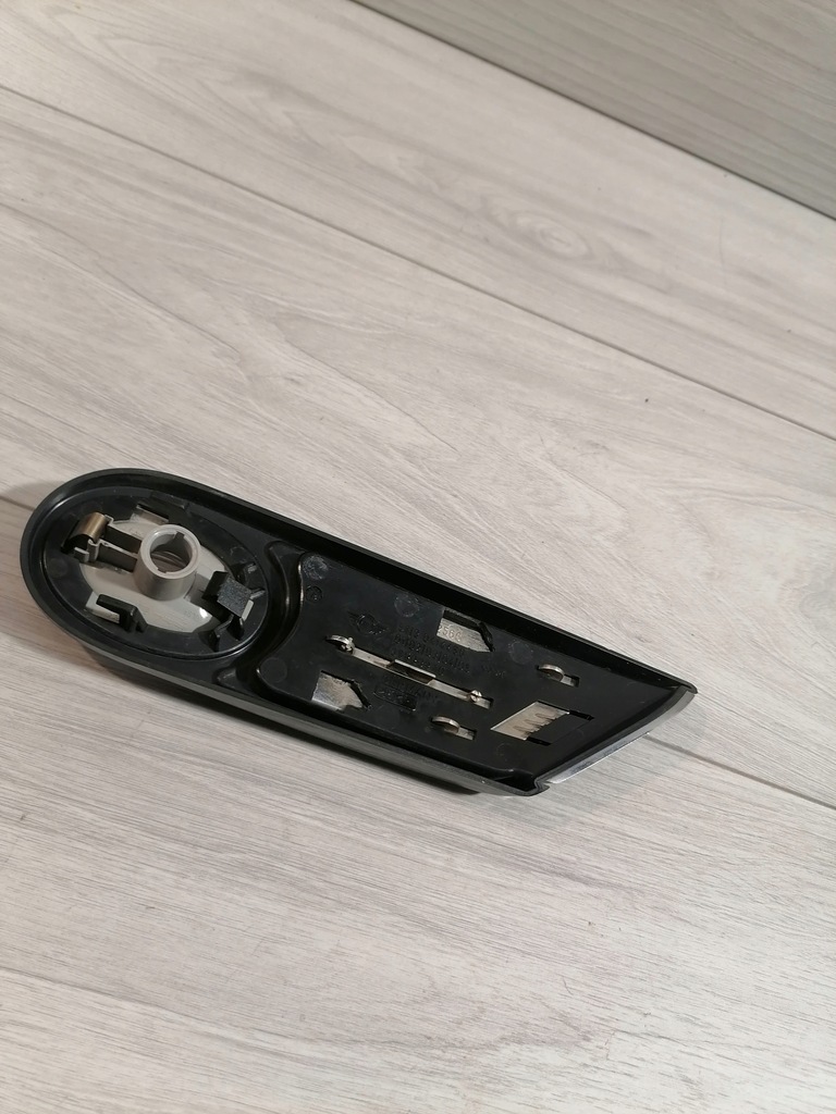 фото №6, Mini r56 поворотник заглушка правий 65998910