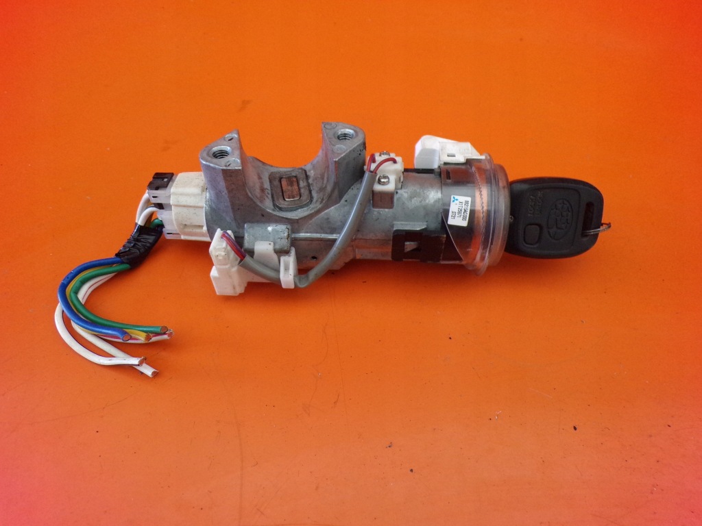 фото №1, Замок зажигания ключ subaru forester iii 2.0 d 11r