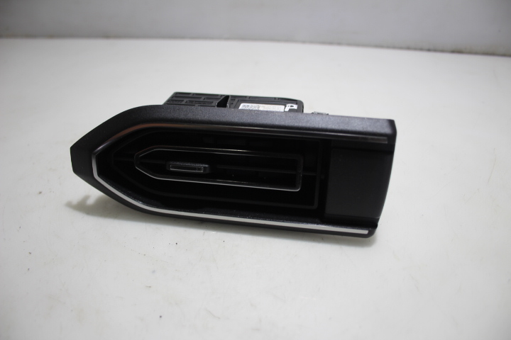 фото №1, Решётка обдув правая dacia logan iii