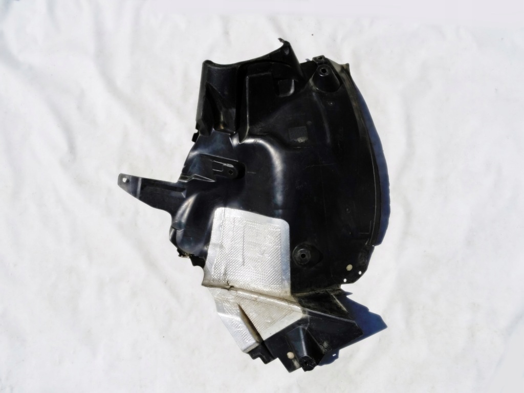 фото №1, C-klasa w204 підкрилок передні праве a2046984030