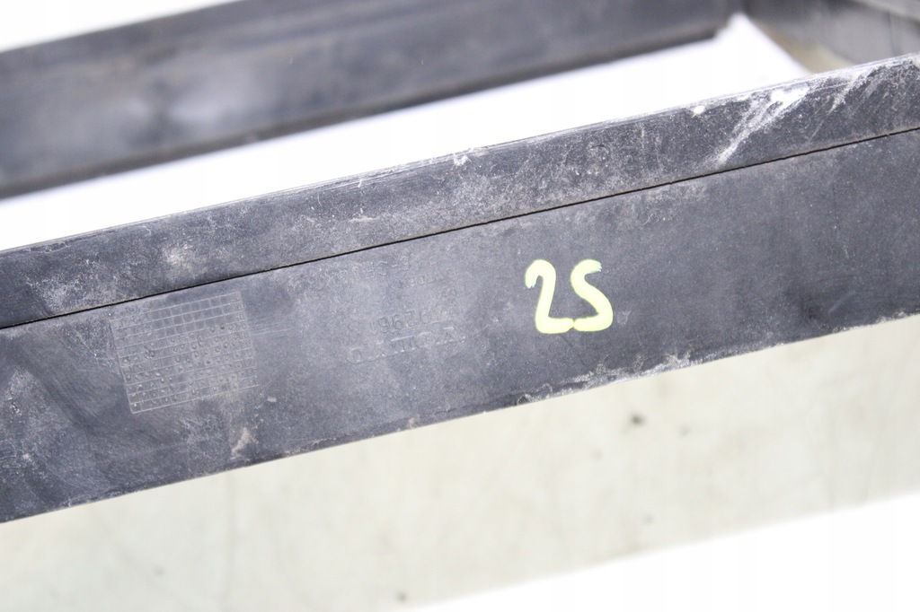 фото №6, Рамка радиатора volvo s60 2.4b 01r sedan 9492961