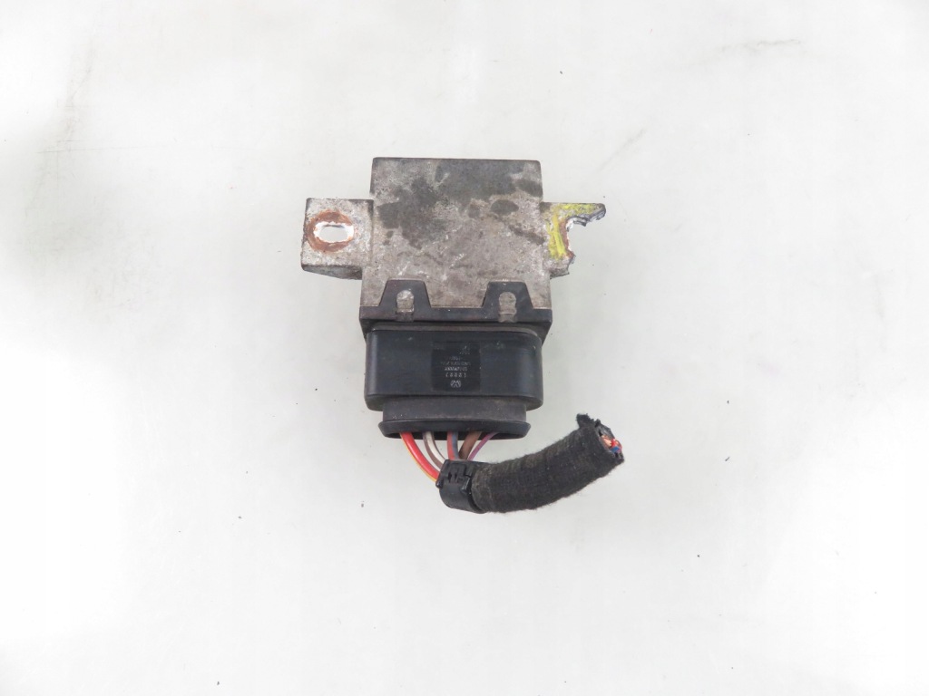 Купить Блок управления насоса audi q7 4.2 fsi 4l0906093