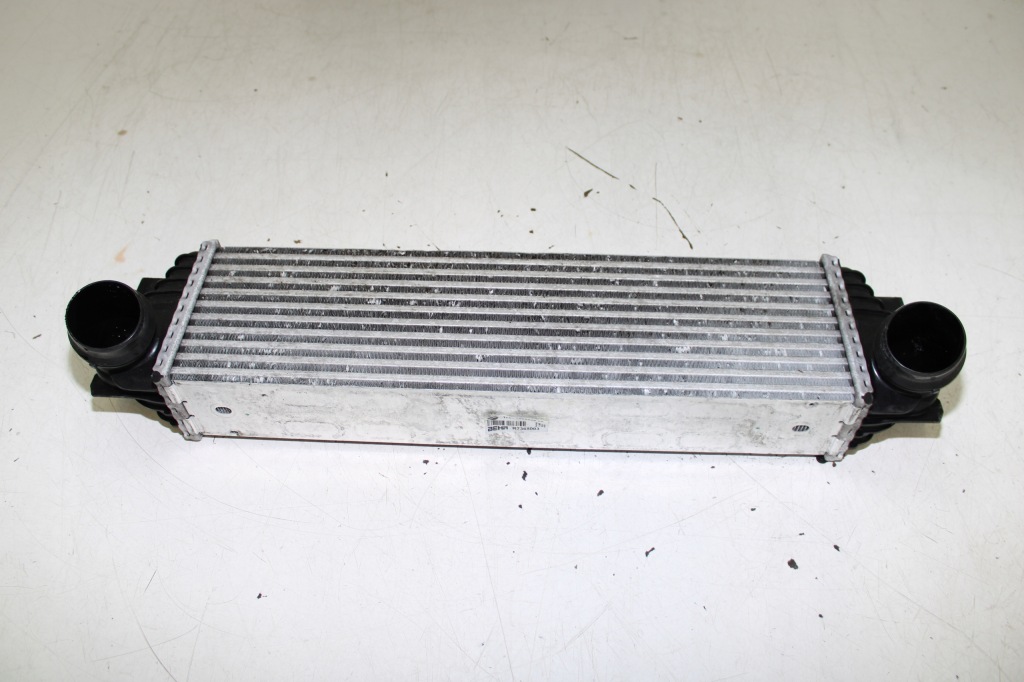 Интеркулер радиатор воздуха bmw f10 f11 7805629 Доставка
