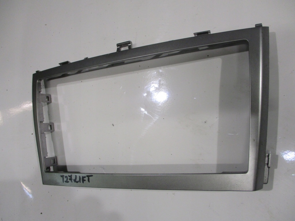 фото №4, Защита рамка радио панели консоли toyota avensis t27 lift