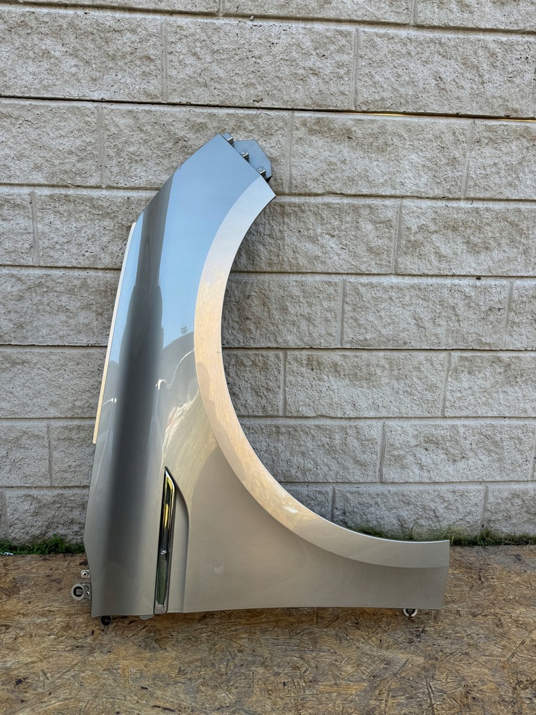 фото №1, Крыло правый перед передний renault megane iv tehnp золотой