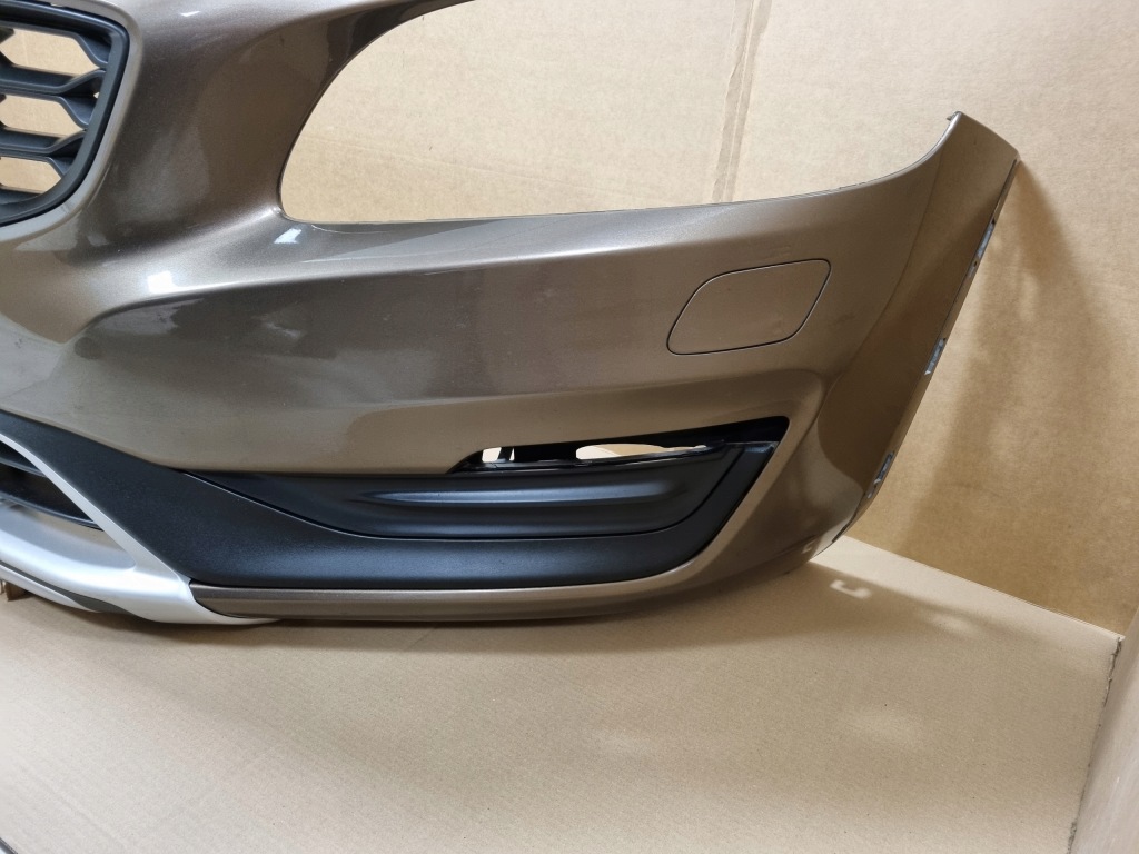 Volvo v60 1 cross country бампер перед передний Киев