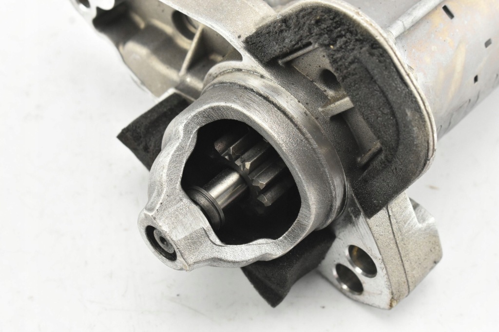 Nissan juke 2 f16 1.0 dig-t стартер 233004646r Зі Шроту