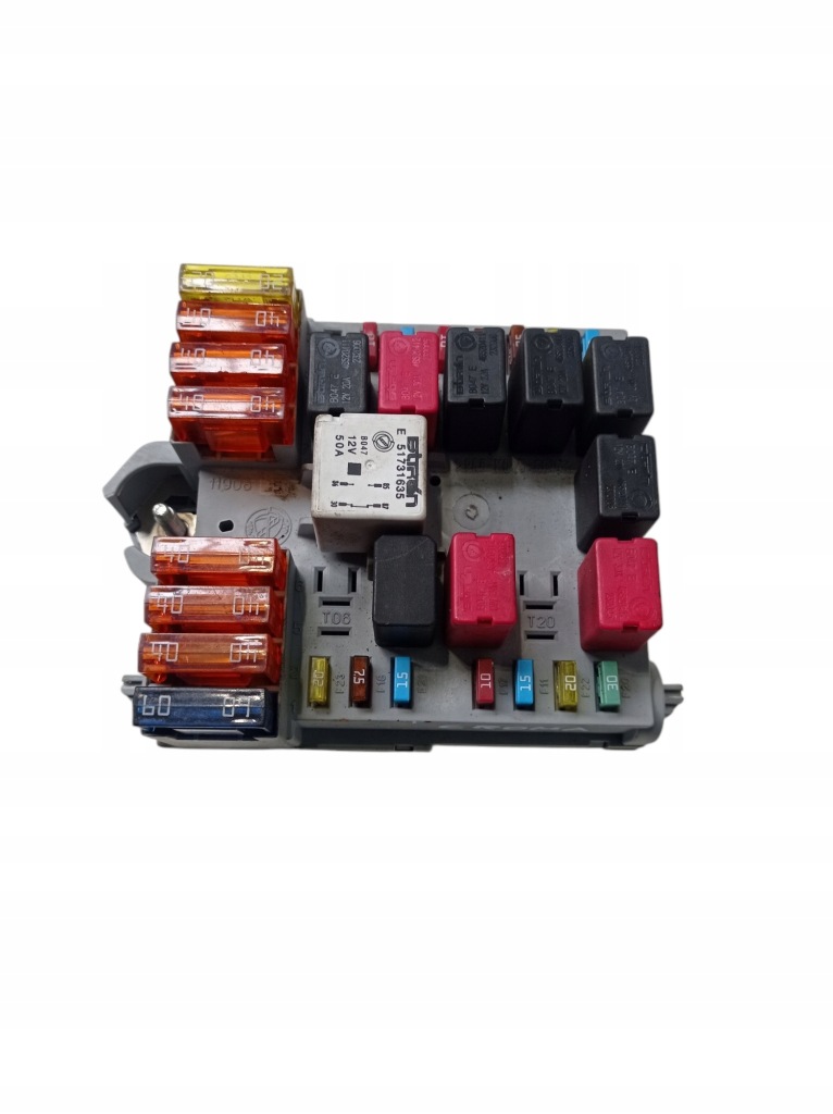 фото №1, Коробка предохранителей fiat croma ii 51738102